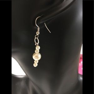 Handmade pearl earrings